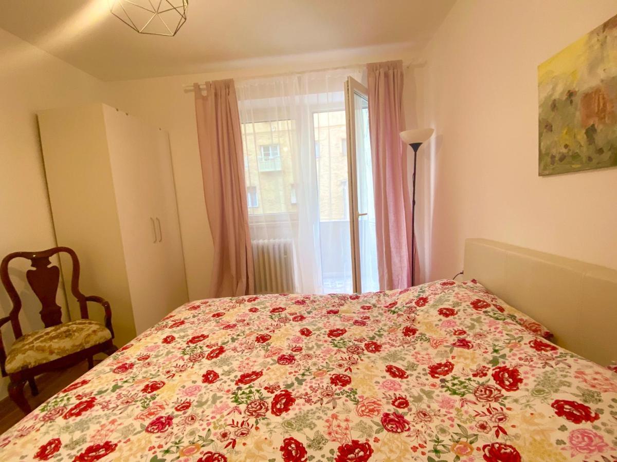 Uptown Girl Apartamento Belgrado Exterior foto