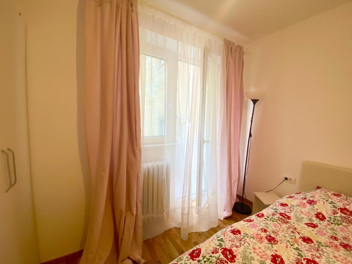 Uptown Girl Apartamento Belgrado Exterior foto